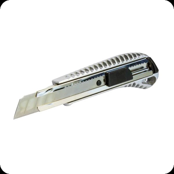 M-Plus Cuttermesser Metall